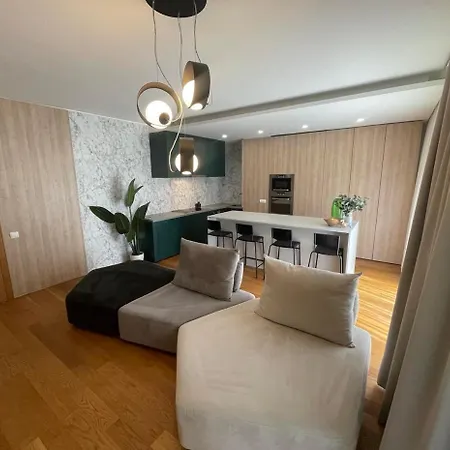 公寓 Prestige Living, 2br Luxury Apartment, Koliba Location, Free Parking 布拉迪斯拉发