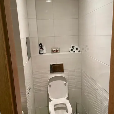 דירה Prestige Living, 2br Luxury Apartment, Koliba Location, Free Parking ברטיסלאבה