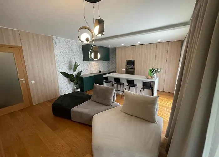 Apartament Prestige Living, 2br Luxury Apartment, Koliba Location, Free Parking Bratislava