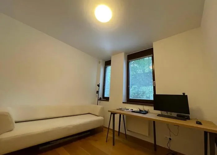 Prestige Living, 2br Luxury Apartment, Koliba Location, Free Parking Pozsony